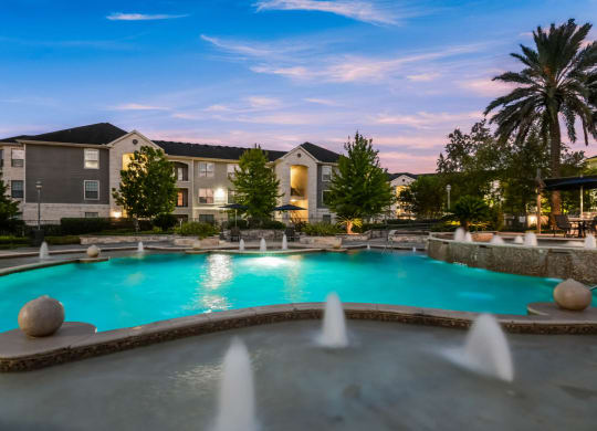 Falls at Eagle Creek apartments swimming pool