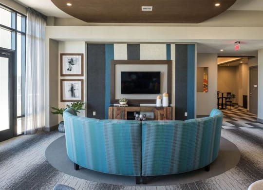 social lounging area at Tinsley on the Park apartments