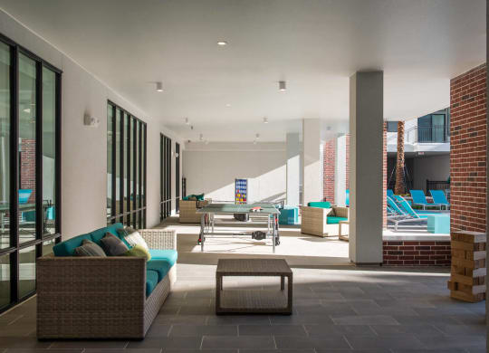 outdoor lounging area at Tinsley on the Park apartments