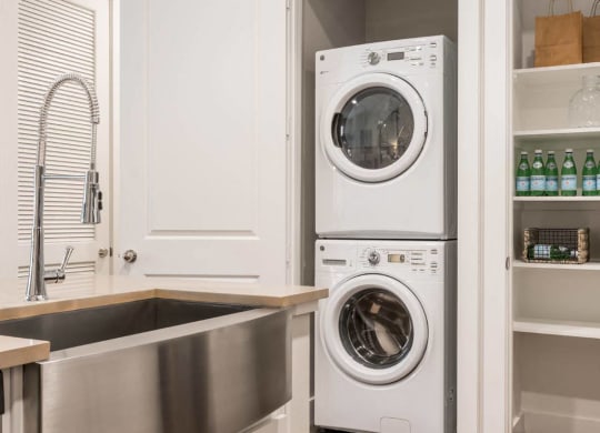 laundry room at Tinsley on the Park apartments