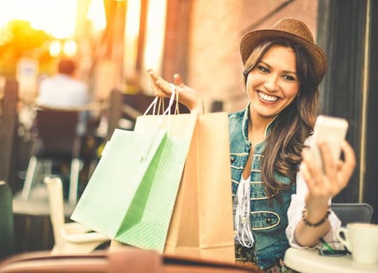Woman Shopping in Chicago IL 60610
