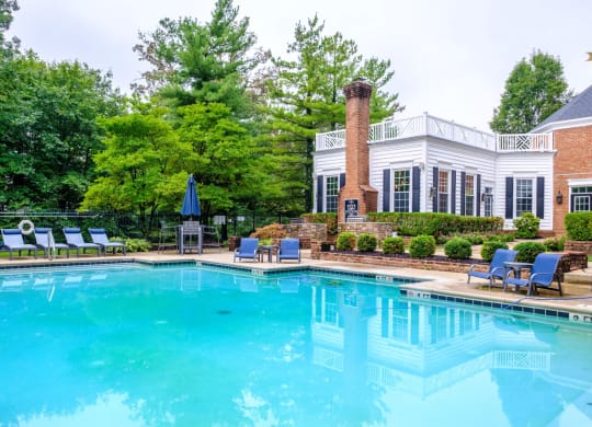 The Residence at Christopher Wren apartments swimming pool