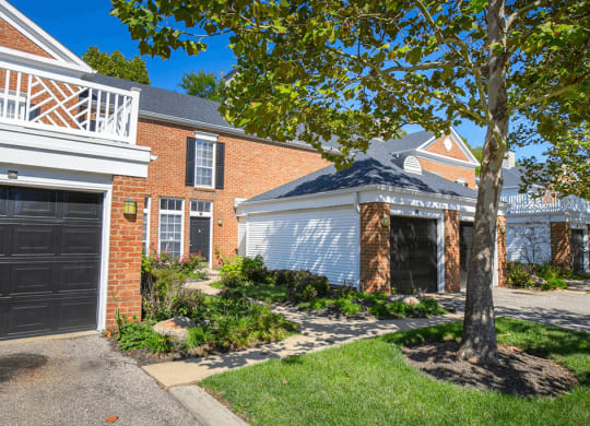Property Exterior at The Residence at Christopher Wren Apartments, Ohio, 43230