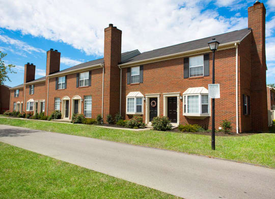 Exterior area at Bedford Commons Apartments & Heathermoor Apartments, Columbus, 43235
