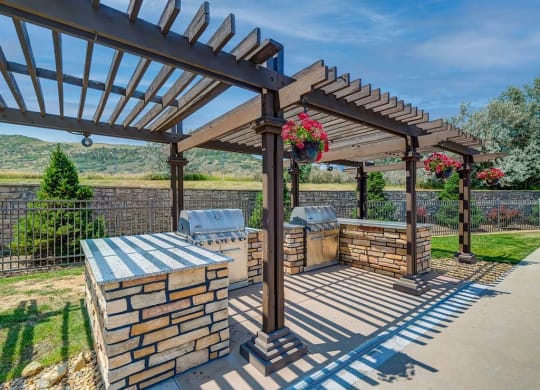 BBQ Area at Dakota Ridge Apartments, Colorado