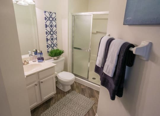 Spacious bathroom Kensington Grove apartments Westerville, Oh