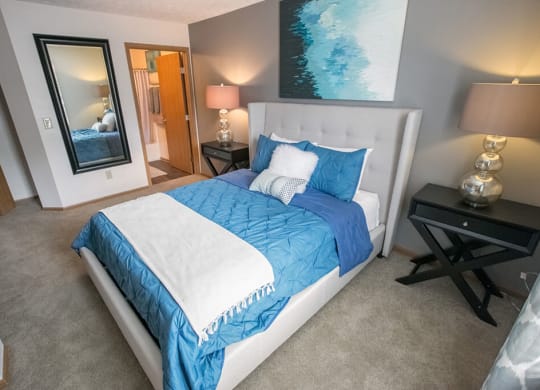 Gorgeous Bedroom at Perimeter Lakes Apartments, Dublin