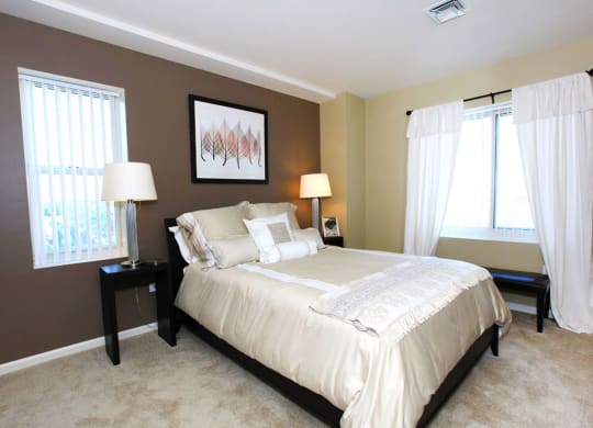 Large 1 and 2 Bedroom Apartment Homes in Quincy MA-12 Highpoint Circle Quincy, MA 02169