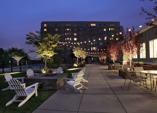 Outdoor Movies at HighPoint Apartments Quincy MA, 12 Highpoint Circle Quincy, MA 02169