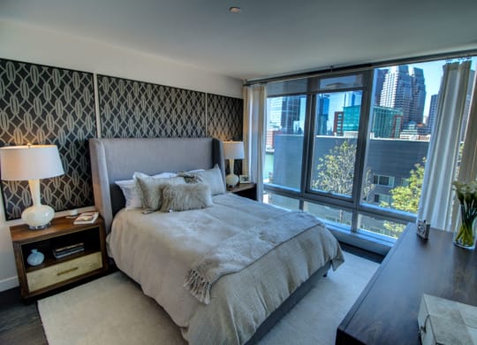 New Apartments Boston Seaport with Large Bedrooms, Walk-In Closets, En-Suite Bath and Boston City Views-25 Northern Ave, Boston Ma