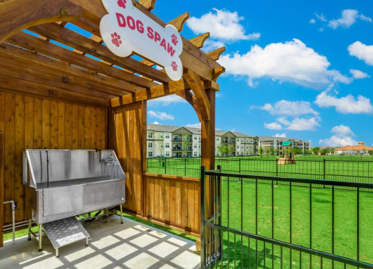 Dog bath at Park 3Eighty, Aubrey, TX