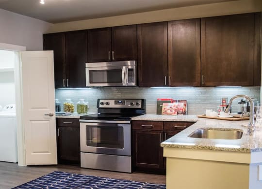 Gourmet Kitchens at Berkshire Amber, Dallas, Texas