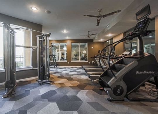 fitness center at Aspire at 610 apartments