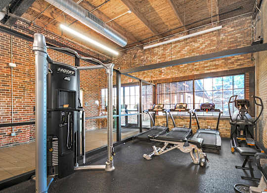 Apartments with fitness center in Grand Rapids. Treadmill, elliptical, free weights.