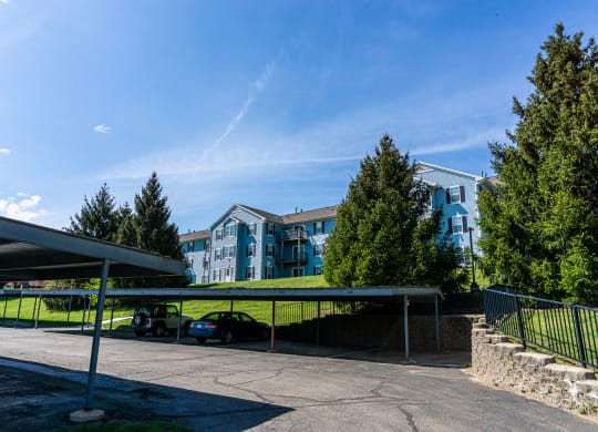 Apartments with parking in Kalamazoo. Apartments with parking near WMU.