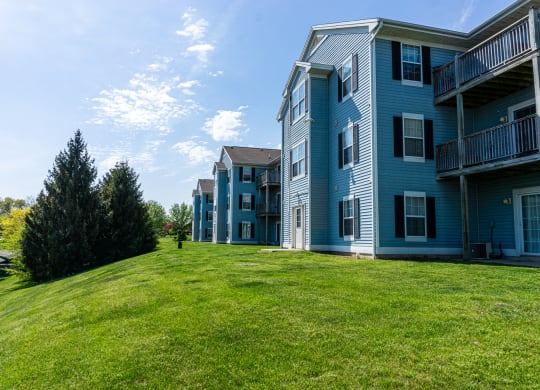 Apartment complexes for students in Kalamazoo