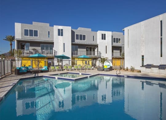 the swimming pool at the resort at longboat key club at Novella Arcadia, Arizona, 85018