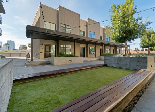 Apartment Lawn Area At Union at Roosevelt Apartments In Phoenix, AZ