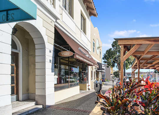 Nearby street shopping at Altitude Apartments in South San Francisco CA