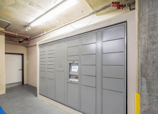 Amazon Lockers at il Palazzo Apartments in San Diego CA