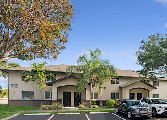 Apartment Exterior at Running Brook Apartments in Miami FL