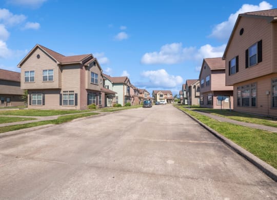 Building exteriors at Sterling Green and Sheldon Ranch in Channelview TX