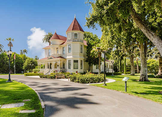 Nearby community at CALIXA Apartment Homes in Camarillo CA