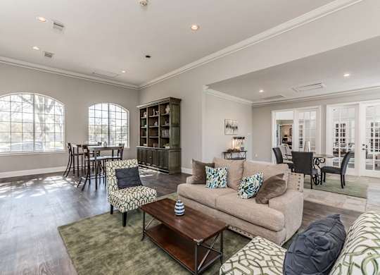 ClubHouse seating at Hollow Creek in Conroe TX