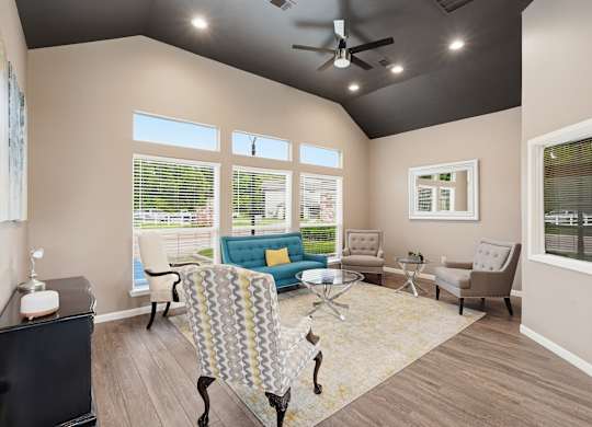 Clubhouse lounge at Dayton Park Apartments in Dayton TX