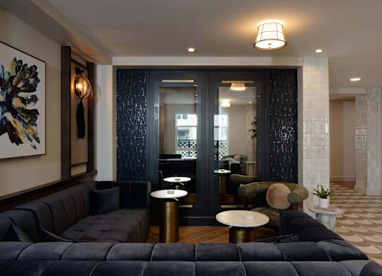Community lounge area at Wayfern Apartments in Sandy Springs GA