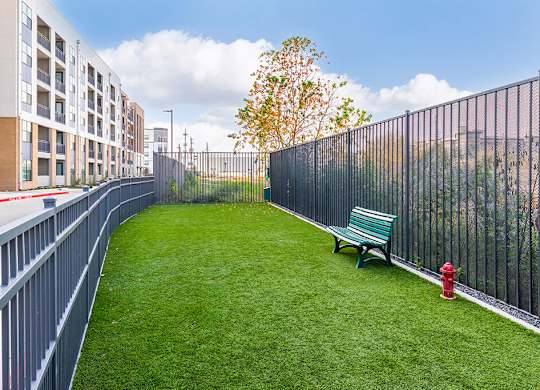 Dog Park at Heights at 1520 Apartments in Houston TX