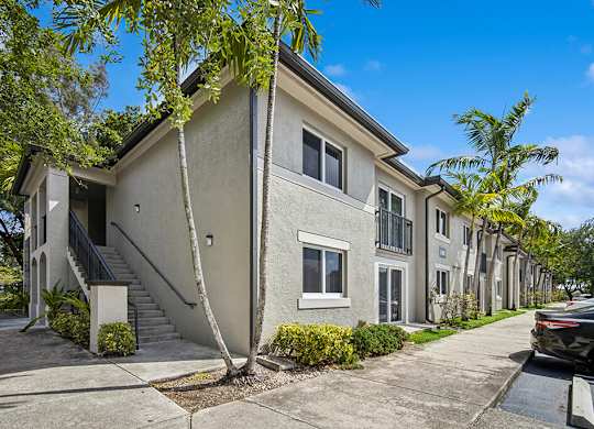 Entrance to apartments at Emerald Dunes Apartments in Miami Gardens FL