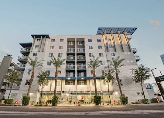 Exterior building at dusk at Norte Town Lake Apartments in Tempe Arizona