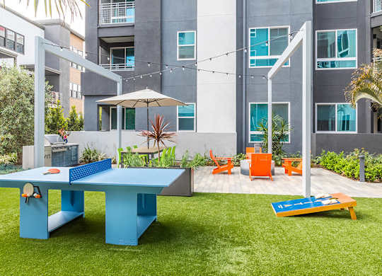 Exterior Courtyard Varsity at Vita Apartment Homes in Orange CA