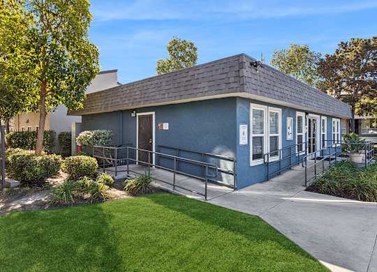 Exterior leasing office at The Stratton Apartment Homes in San Diego CA