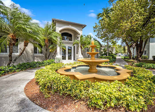 Fountain outside at Emerald Dunes Apartments in Miami Gardens FL