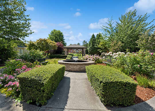 Fountain walkway at Alderwood Court in Lynnwood WA