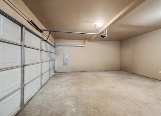 Garage at Parkway Ranch Rental Homes in Houston TX