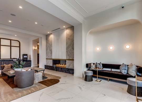 Leasing lobby at 1010 Waugh Apartments in Houston TX