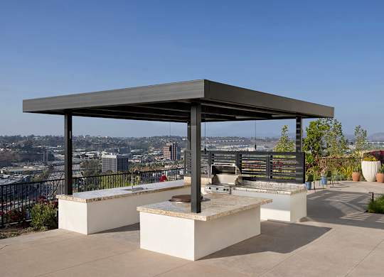 Outdoor kitchen at Chromatic Flats Apartments in San Diego CA