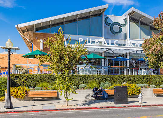 Public market at The Braydon Apartments in Napa CA