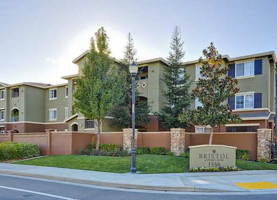 Exterior entrances at Bristol Apartment Homes in Dixon CA