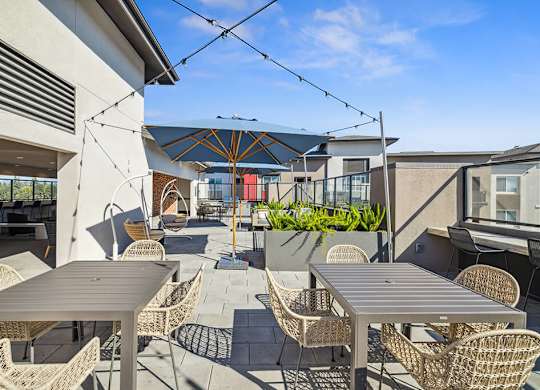 Rooftop lounge at The Braydon Apartments in Napa CA