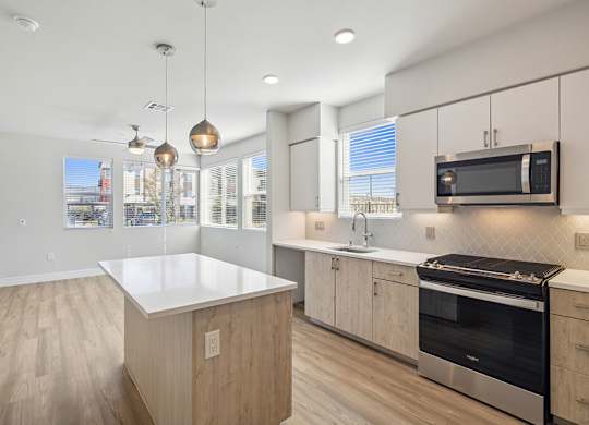 Kitchen at The Braydon Apartments in Napa CA