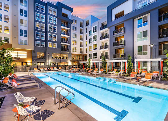 Pool at dusk at 808 West in San Jose CA