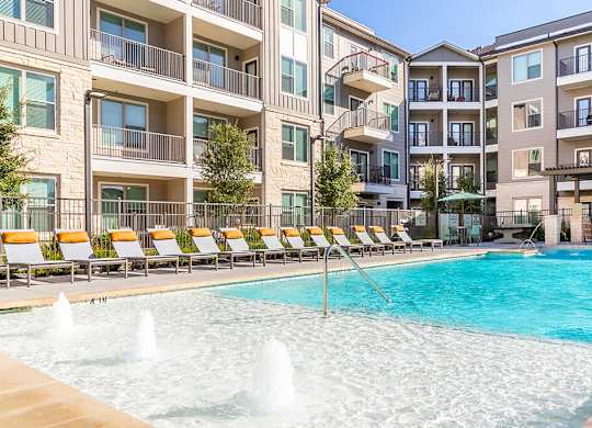 Outdoor pool at Cala Apartments in Austin TX