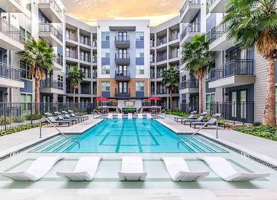 Pool full view at Heights at 1520 Apartments in Houston TX
