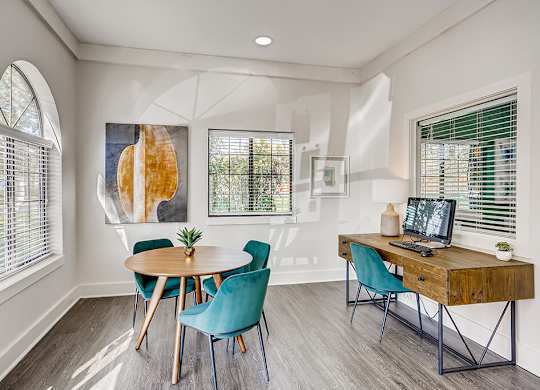Social Co Working Area at Sienna at Cherry Creek Apartments in Denver CO