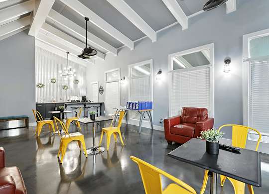 Social lounge at City Side Flats Apartments in Nashville TN