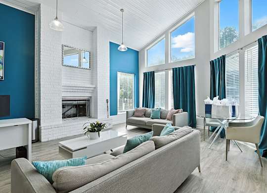 Social lounge at Newport Apartment Homes in Nashville TN